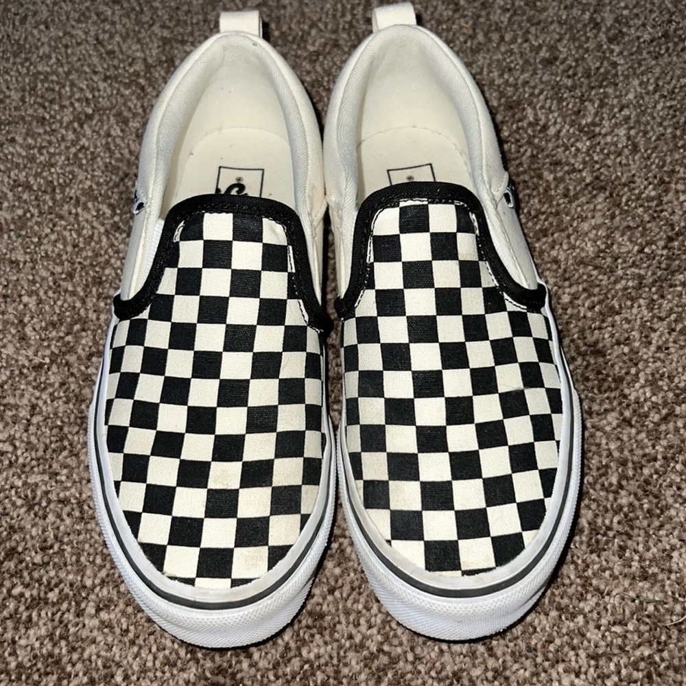 Vans big kids size 3 Asher Checkered slip on shoe